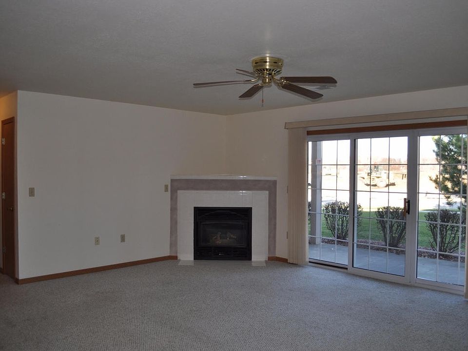 1st image of 833 E Loos St Unit 3
