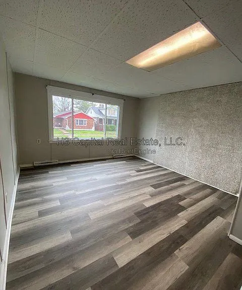 1715 Edwardsville Rd — Photo 11