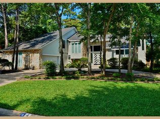 4 Thornhedge Ct, Spring, TX 77381