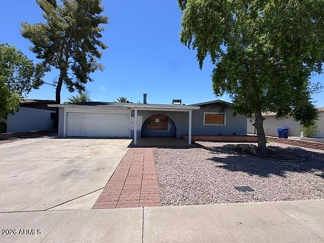 1st image of 1825 E LA DONNA Drive