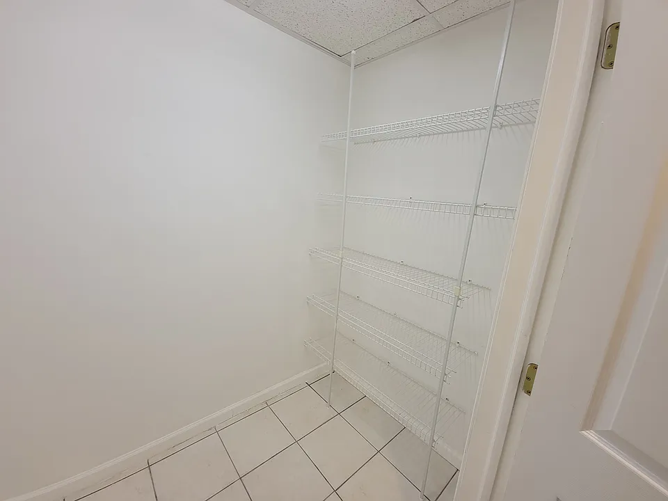 36 Market St #2