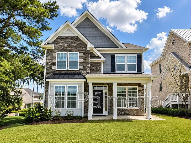 35 Golden Spur Ln