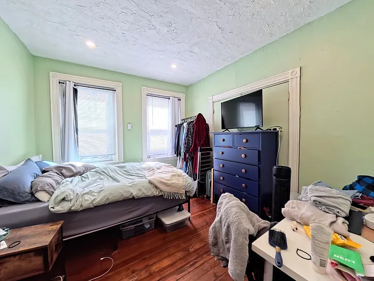 7 Kenney St #1 — Photo 7