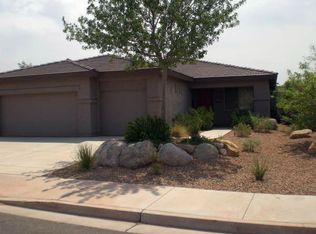 2068 N Canyon Greens Cir, Washington, UT 84780