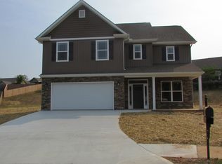 2622 Mildred Meadows Dr, Maryville, TN 37804