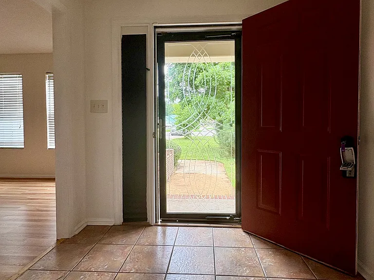 219 Fairway Dr — Photo 18