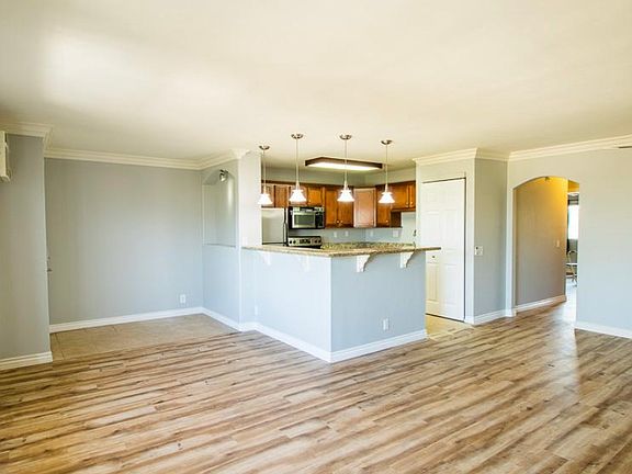 5th image of 1233 22nd St Unit 1-22