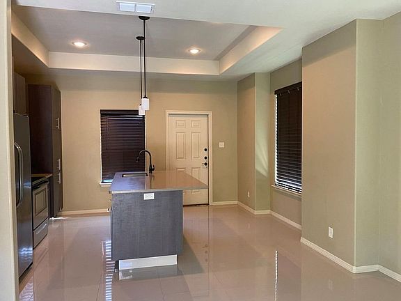 2nd image of 1206 Upas Dr #1