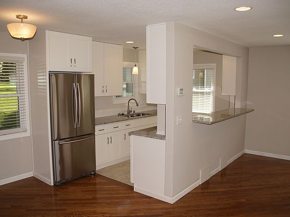 3rd image of 6636 Eagle Lake Dr N