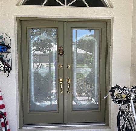 3rd image of 305 Roseling Cir