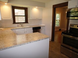 4532 Calvert St, Lincoln, NE 68506