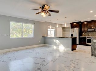 6120 NW 2nd St, Margate, FL 33063