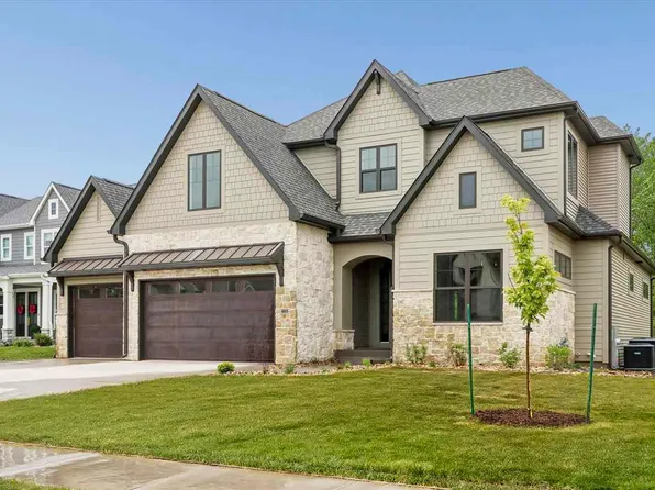 405 Macbride Trl, Solon, IA 52333