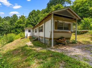 32 Little Pisgah Rd, Fairview, NC 28730