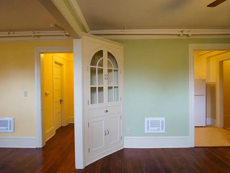 1230 NW 21st Ave #101 — Photo 2