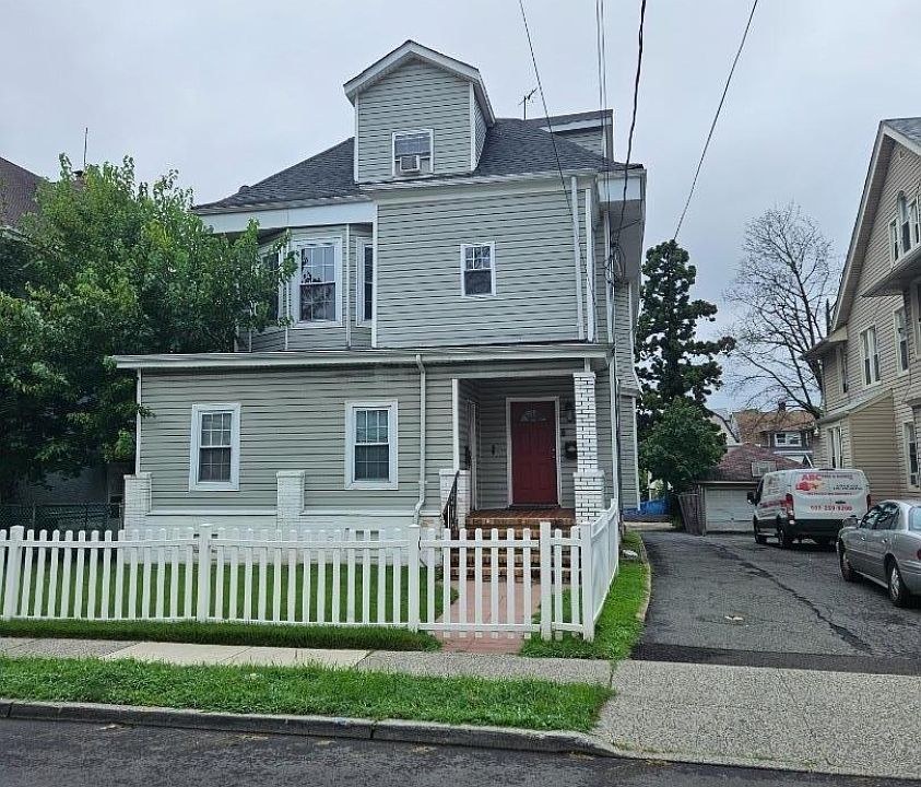 1st image of 59 Harrison Pl
