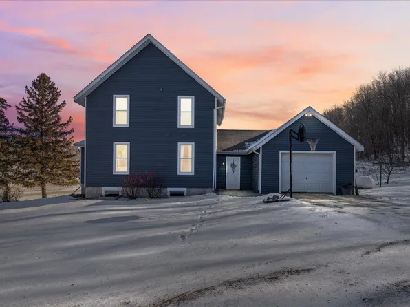W8375 650th Ave, Beldenville, WI 54003