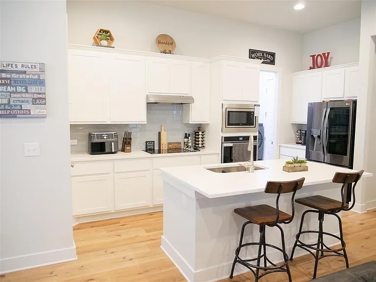 9621 Evening Canopy Dr — Photo 10