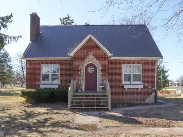 2510 Washington St, Columbus City, IA 52737