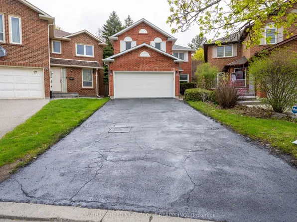 15 Kilbarry Ct, Richmond Hill, ON L4C 6M8