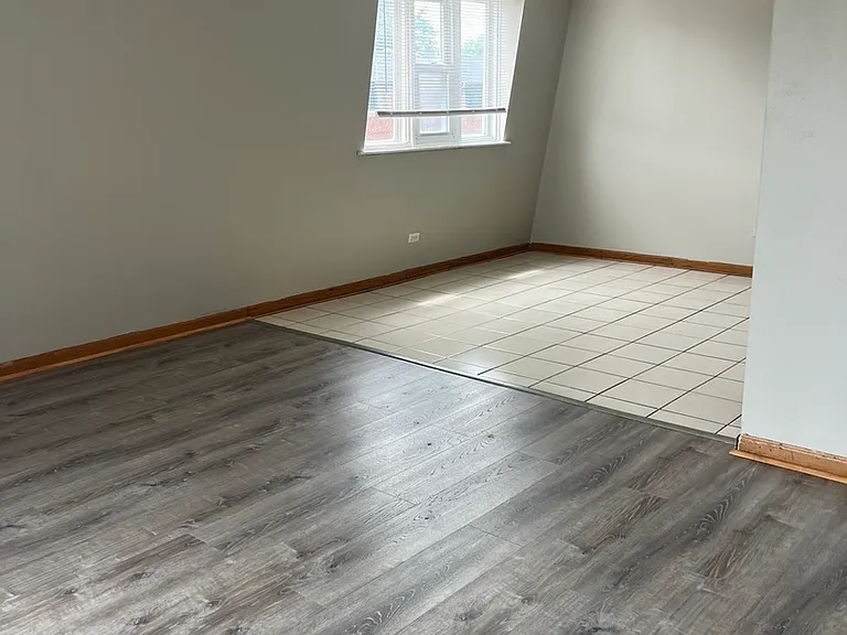 7033 W Mather Ave #3B — Photo 2