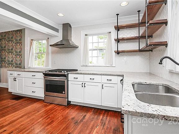 5th image of 408 W 6th Ave
