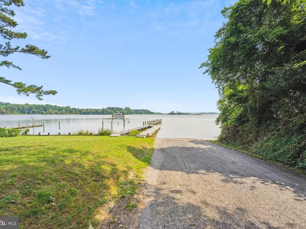 Bay Dr, Mechanicsville, MD 20659