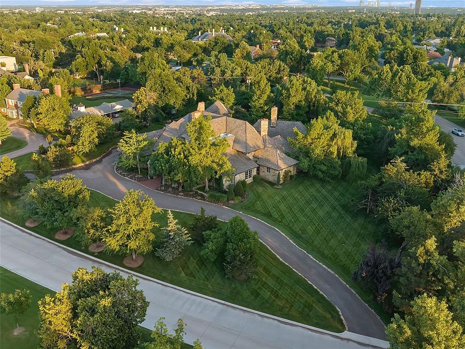 1512 Guilford Ln, Nichols Hills, OK 73120 | Zillow