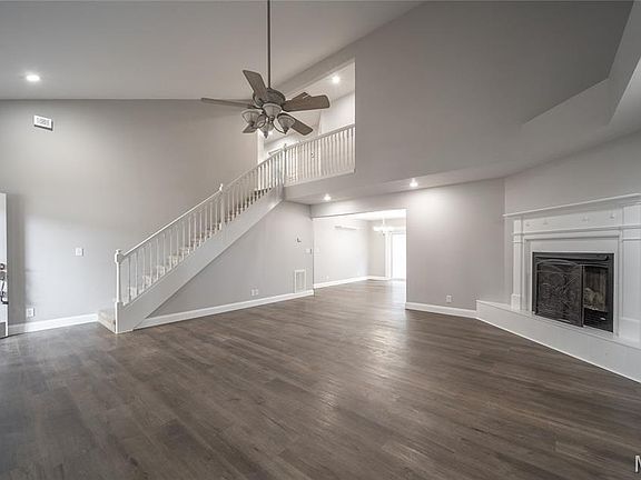 5th image of 113 Ridgeview Dr