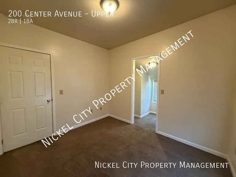 200 Center Ave #UPPER — Photo 3