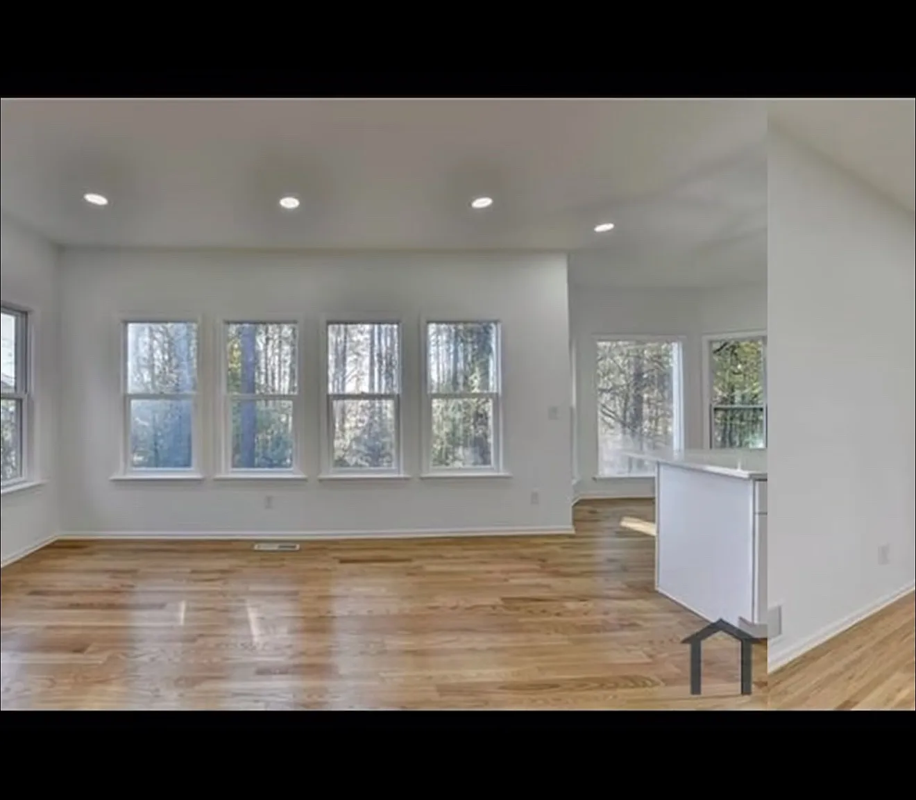 5 bed, 2732 sqft, $3,200 — Photo 4