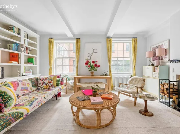 35 W 9th St APT 3D, New York, NY 10011