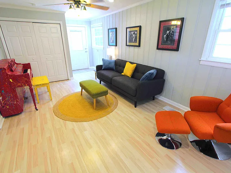 2502 Woodyhill Dr — Photo 14