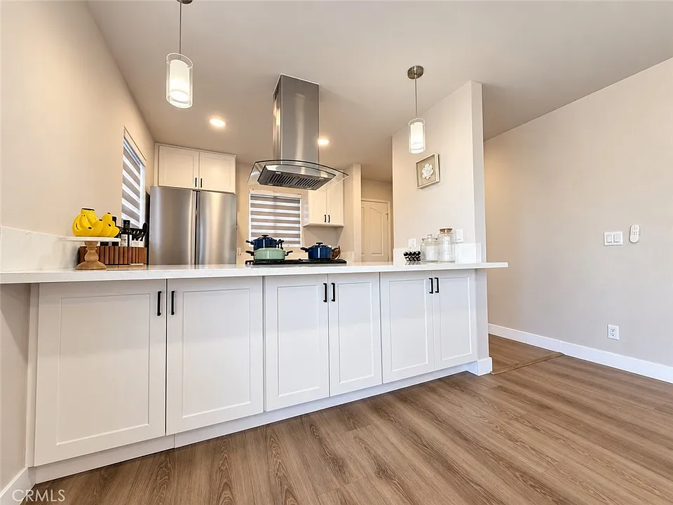 646 Nebraska Ave #5