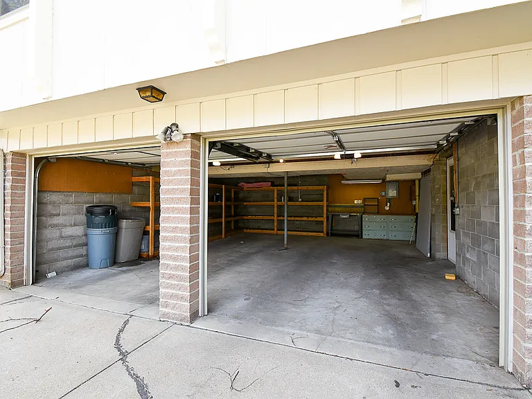10205 T Cir — Photo 26