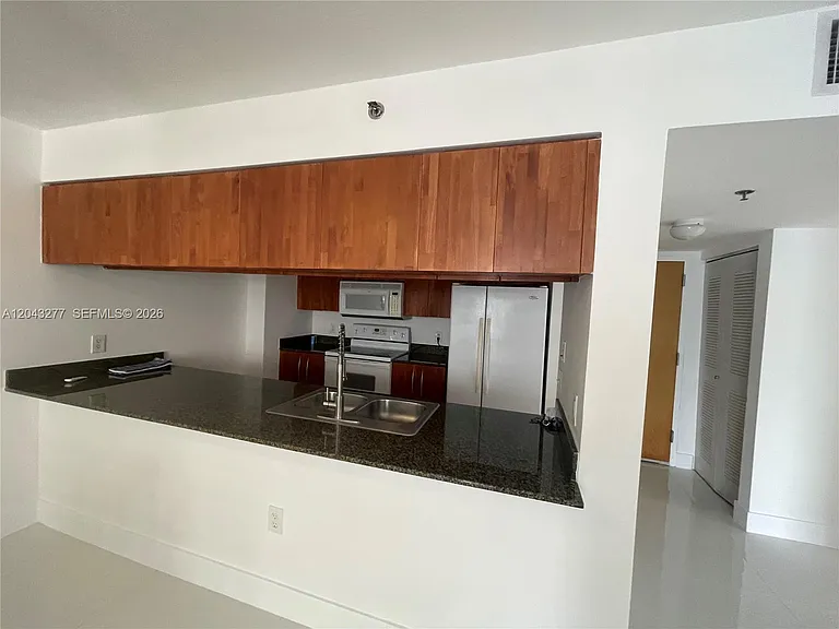 1200 Brickell Bay Dr #3104 — Photo 11