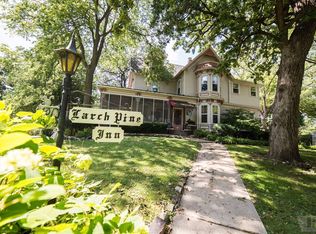 401 N 3rd St, Clear Lake, IA 50428