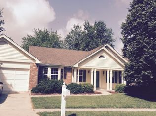 2928 Edinburgh Ct, Saint Charles, MO 63303