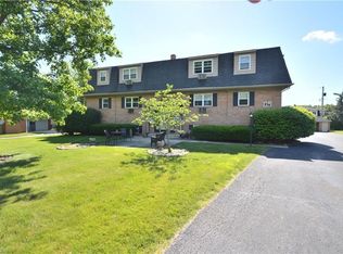 2520 Flintridge Dr #1, Youngstown, OH 44515