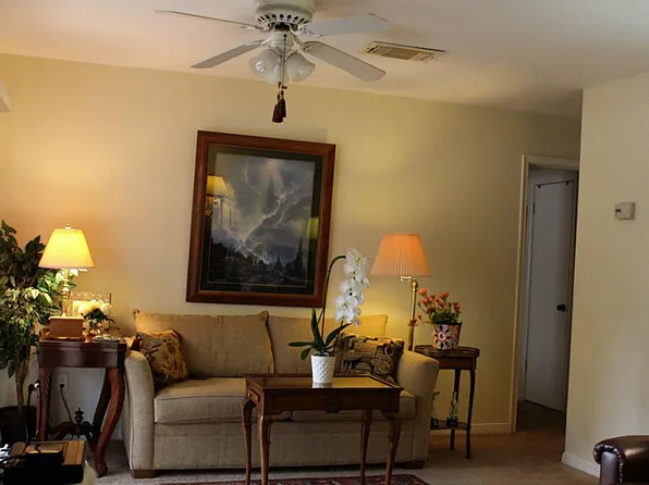 3500 Tangle Brush Dr APT 152, The Woodlands, TX 77381