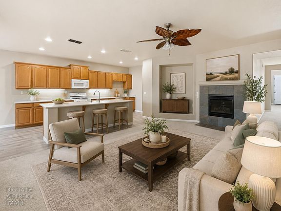 4th image of 5560 Lackland Way