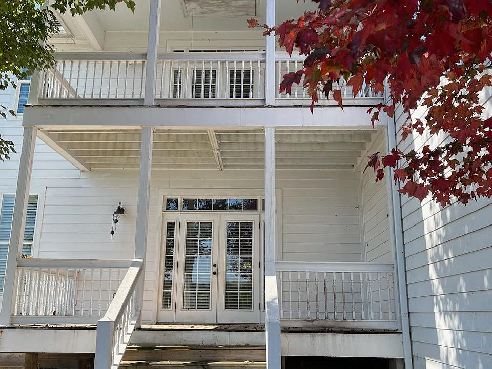 Two decks facing the river.