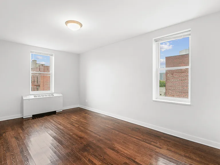1540 Pelham Pkwy S #1J — Photo 6
