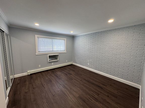 4th image of 241-13 Quinnipiac Ave #13C