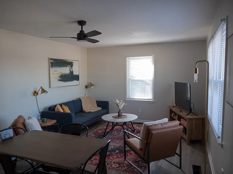 5522 N Bennington Ave — Photo 24