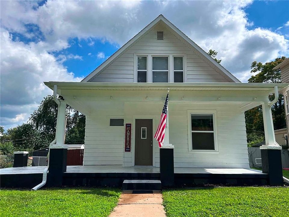 1st image of 2922 Sacramento St