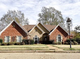 136 Copperridge Dr, Brandon, MS 39042