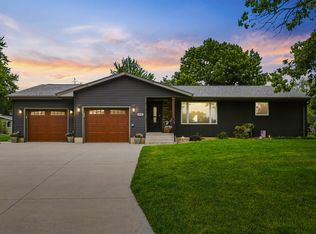502 S Webster St, Edgewood, IA 52042