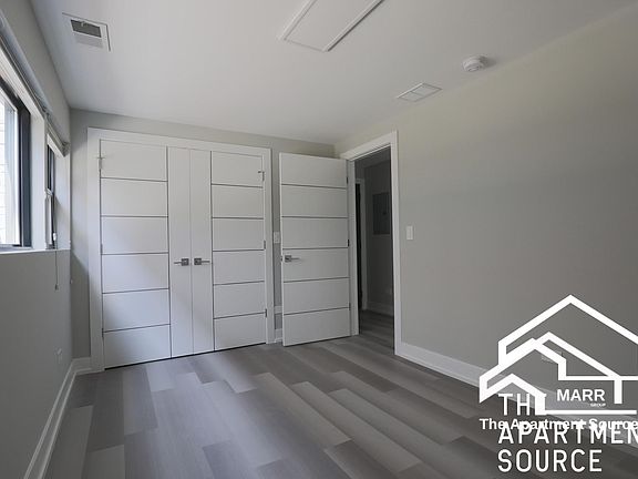 3rd image of 4516 N Seeley Ave #1R