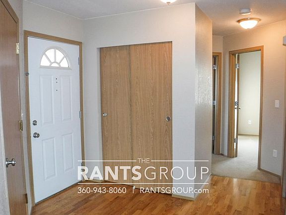 3rd image of 6425 Juliann Ct SE
